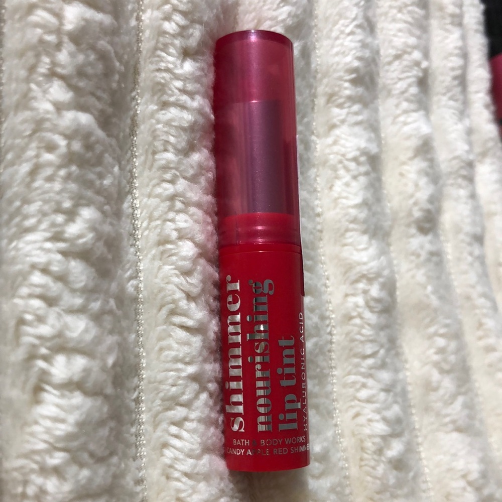 Bath & Body Works NWT Candy Apple Red Shimmer Nourishing Lip Tint